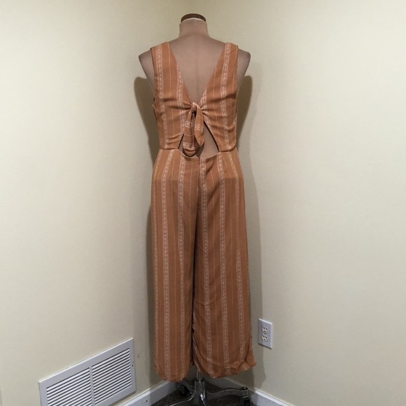 Lulus Alava Jumpsuit Size Large Brown White Striped Print Wide Leg Cutout Back - Picture 5 of 11